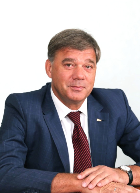 Генеральный директор ОАО "ЕВРАЗ" НТМК 2005-2020 г. Кушнарёв А.В. Генеральный директор ОАО "ЕВРАЗ" НТМК 2005-2020 г. Кушнарёв А.В.